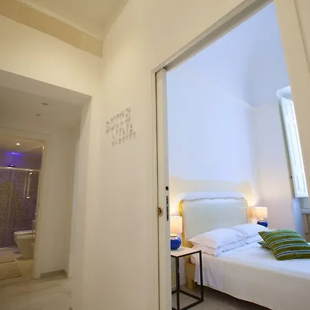 Nina Bed & Breakfast 3*