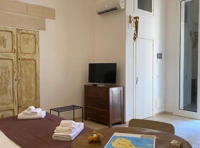 Nina Bed & Breakfast 3*