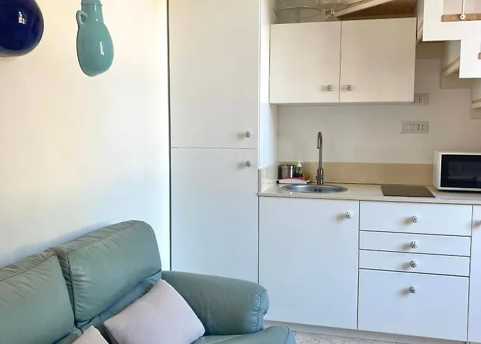 Nina Bed & Breakfast 3*