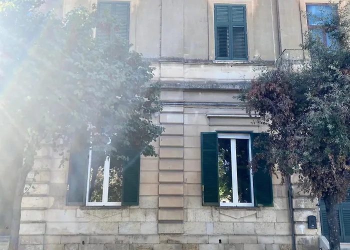 Nina Bed & Breakfast 3*