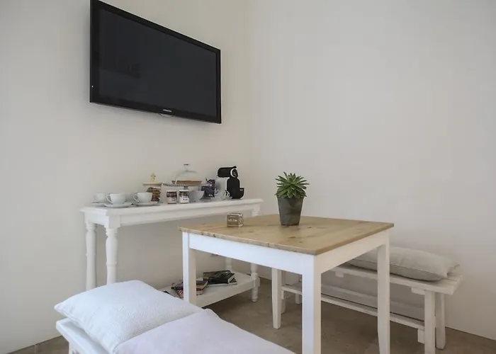 Nina Bed & Breakfast